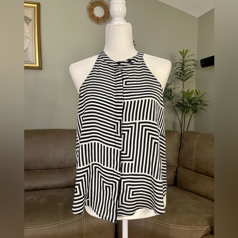 Lush Black & White Striped Sleeveless Top Blouse Sz S Summer Work Office Resort